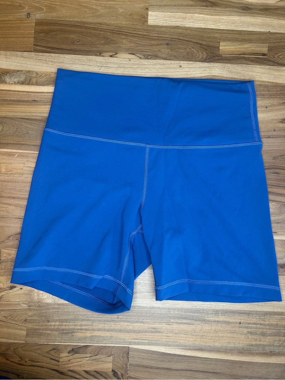 Lululemon Wunder Train High-Rise 6” Shorts | Blue | Size 10